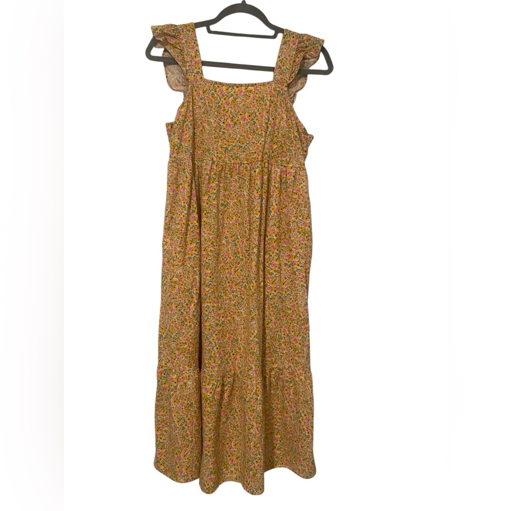 Universal thread yellow floral dress, smocked back, has pockets size XS